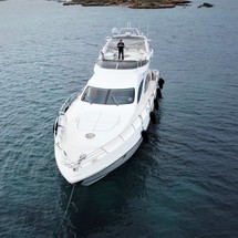 Azimut 68