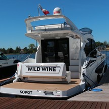 Galeon 360 FLY