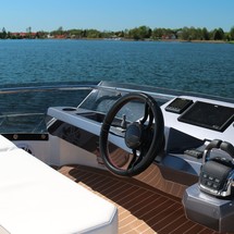 Galeon 360 FLY