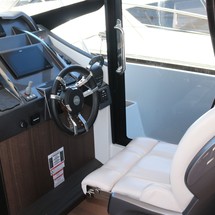 Galeon 360 FLY