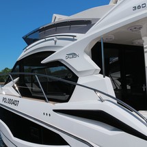 Galeon 360 FLY