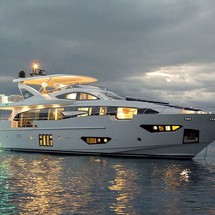 Azimut Grande 30 METRI