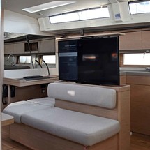 Beneteau Oceanis 51.1