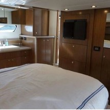 Cruisers Yachts 48 Cantius