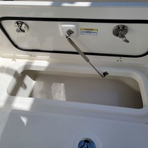 Boston Whaler 320 Vantage