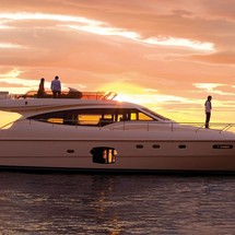 Ferretti 592