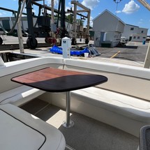 Sea ray 390 express cruiser