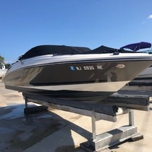 Sea Ray 210 SLX