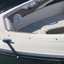 Sea Ray 210 SLX