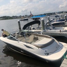 Sea Ray 210 SLX