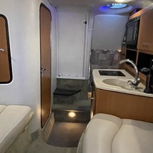 Crownline 270 CR