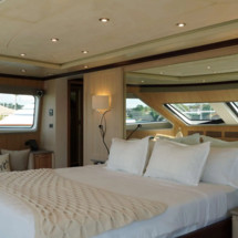 Benetti Classic 120