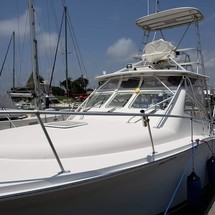 Luhrs 30 open