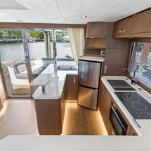 Galeon 550 Fly