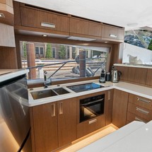 Galeon 550 Fly