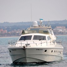 Ferretti 175