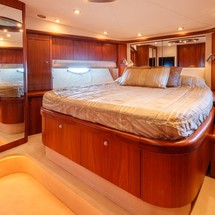 Sunseeker Predator 72