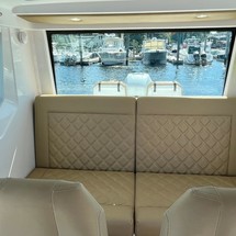 Axopar 28 Cabin