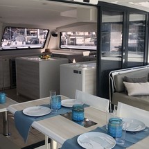 Catana 53