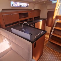 Hanse 385