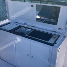 Axopar 28 Cabin