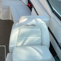 Sea Ray 270 SLX