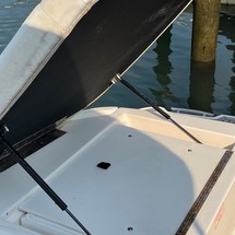 Sea Ray 270 SLX