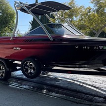 Sea ray 230 signature bowrider