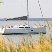 Hanse 348