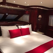 Benetti Tradition 100