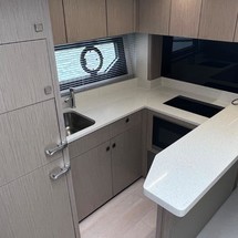 Sunseeker Predator 50