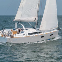 Beneteau Oceanis 38.1