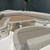 Boston Whaler 420 Outrage