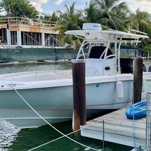 Boston Whaler 320 Outrage