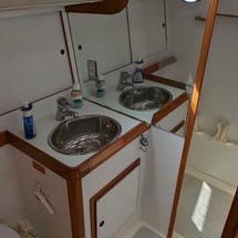 Freedom 40 cat ketch