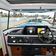 Axopar 28 Cabin