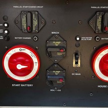 Marlow-Hunter 50 Center Cockpit