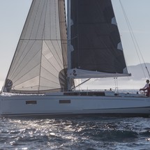 Beneteau Oceanis 38.1