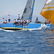 Grand Soleil 43