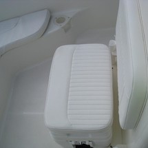 Boston Whaler 190 Outrage