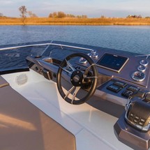 Galeon 360 FLY