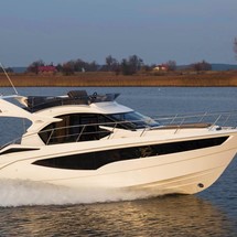 Galeon 360 FLY