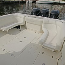 SeaVee 390