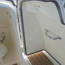 Boston Whaler 230 Vantage