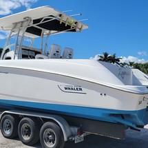 Boston Whaler 320 Outrage