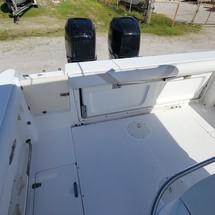 Boston Whaler 320 Outrage