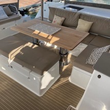 Fountaine Pajot Saona 47