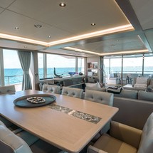 Sunseeker 95 Yacht