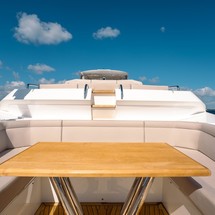 Sunseeker 95 Yacht