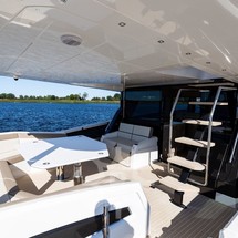 Galeon 640 FLY